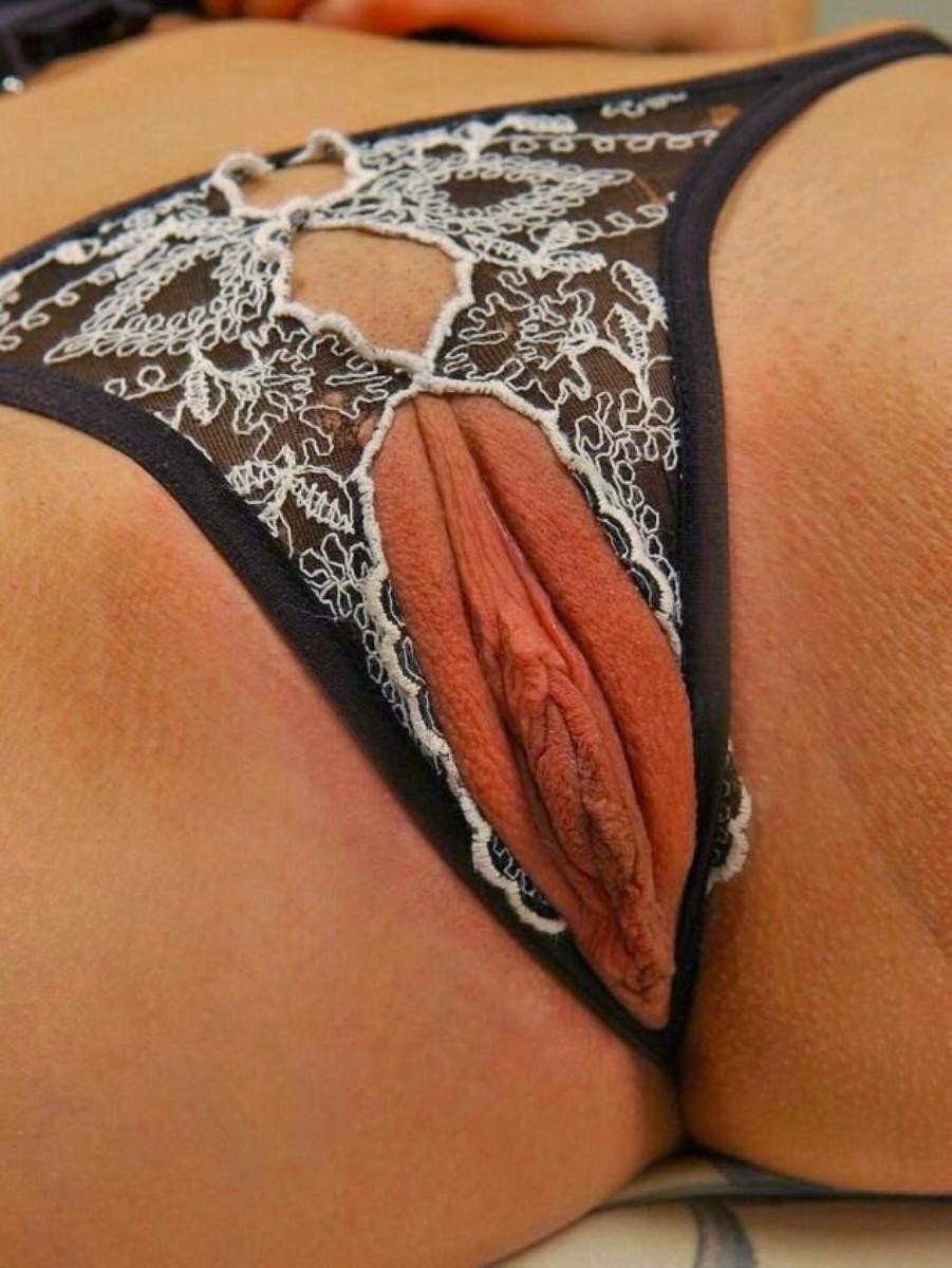Naked in pantyhose with a slot