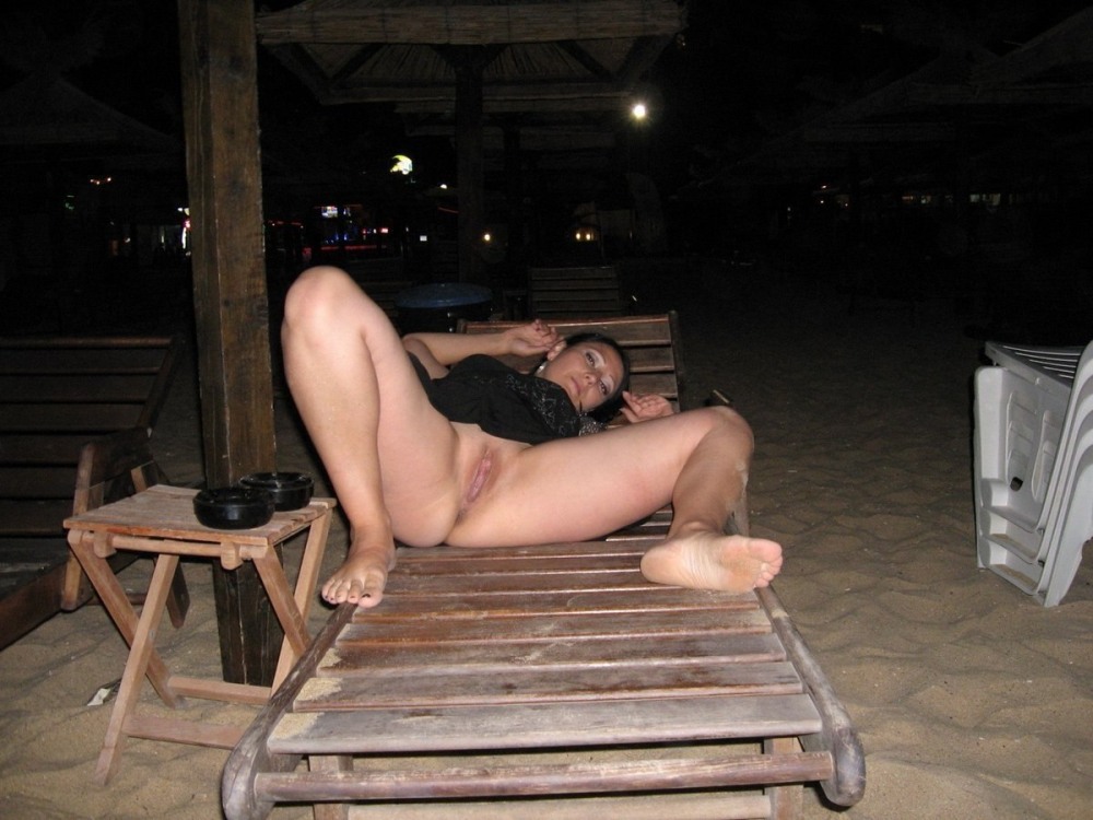 Drunk girls spread their legs