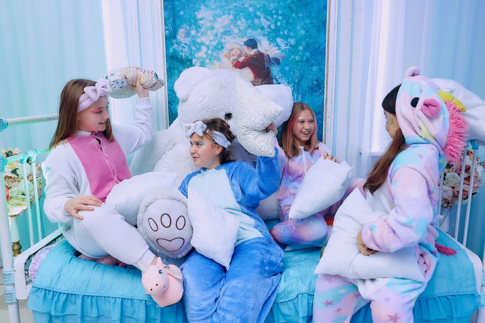 The pajama party Ero