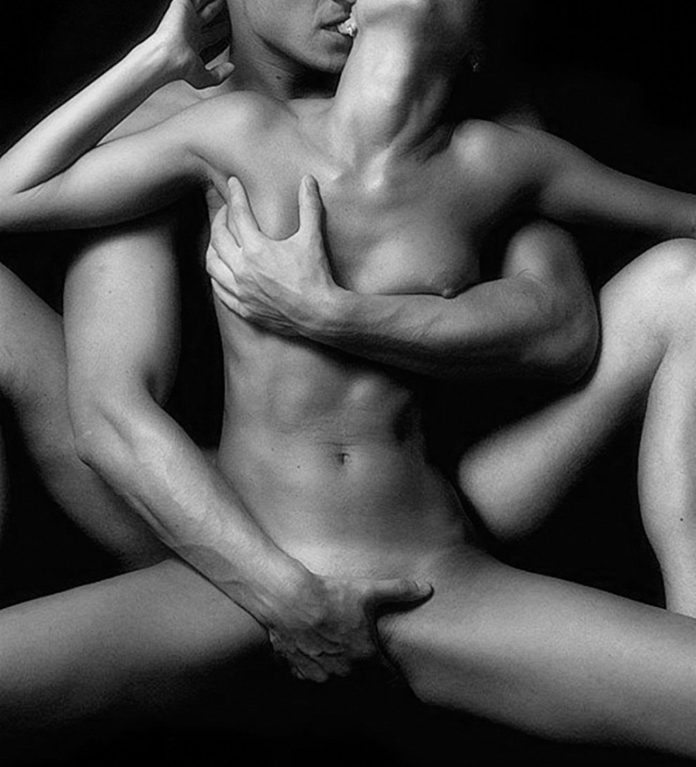 Erotic photo shoot of the couple