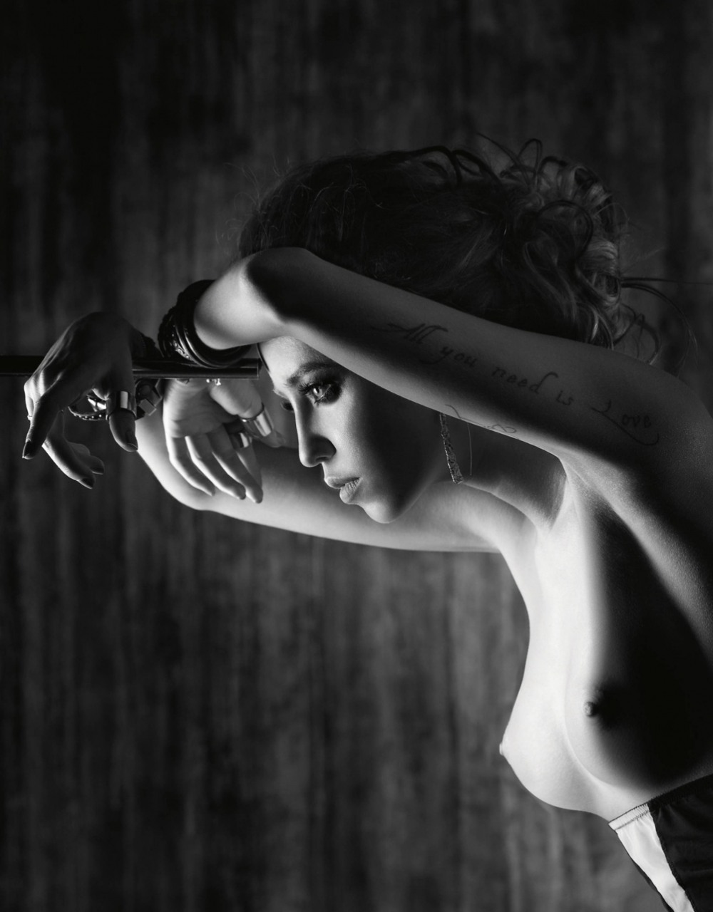 Erotic pictures of girls