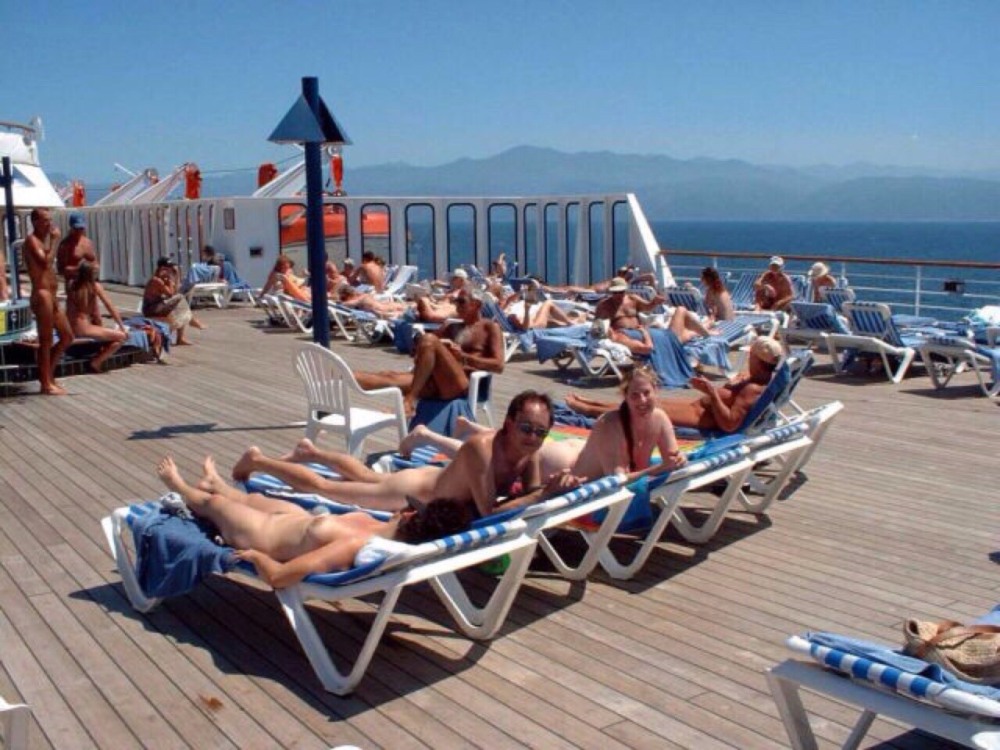 Naked girls on the ship