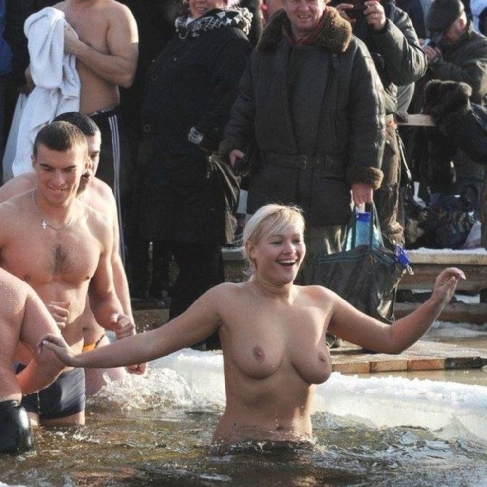Naked bathing for baptism