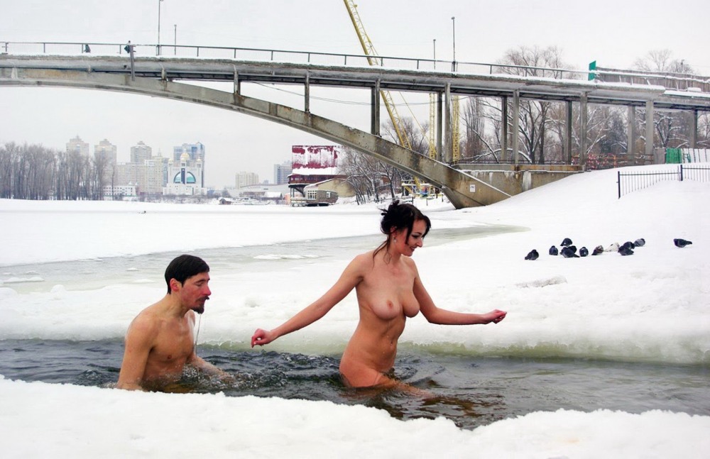 Naked girls in the hole