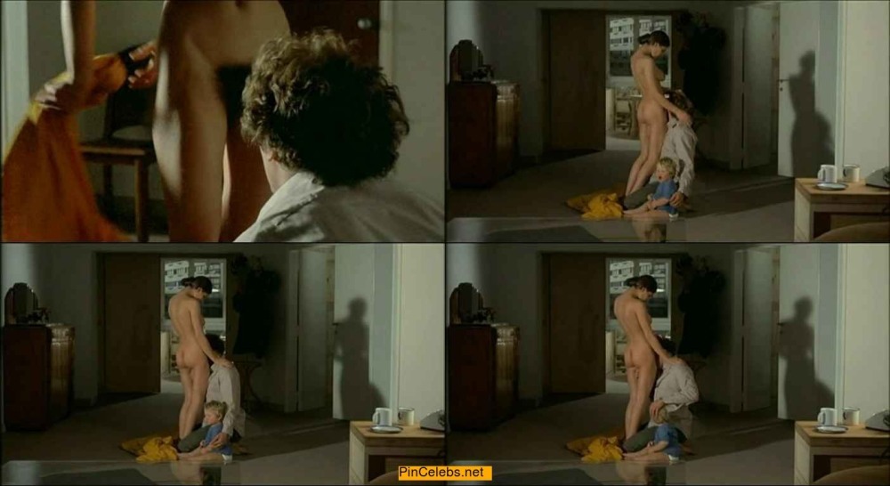 Ornella Muti scene blowjob