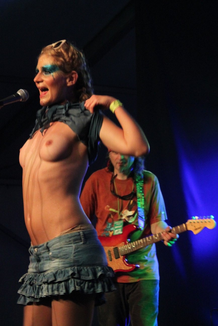 Undressed on the stage of nude