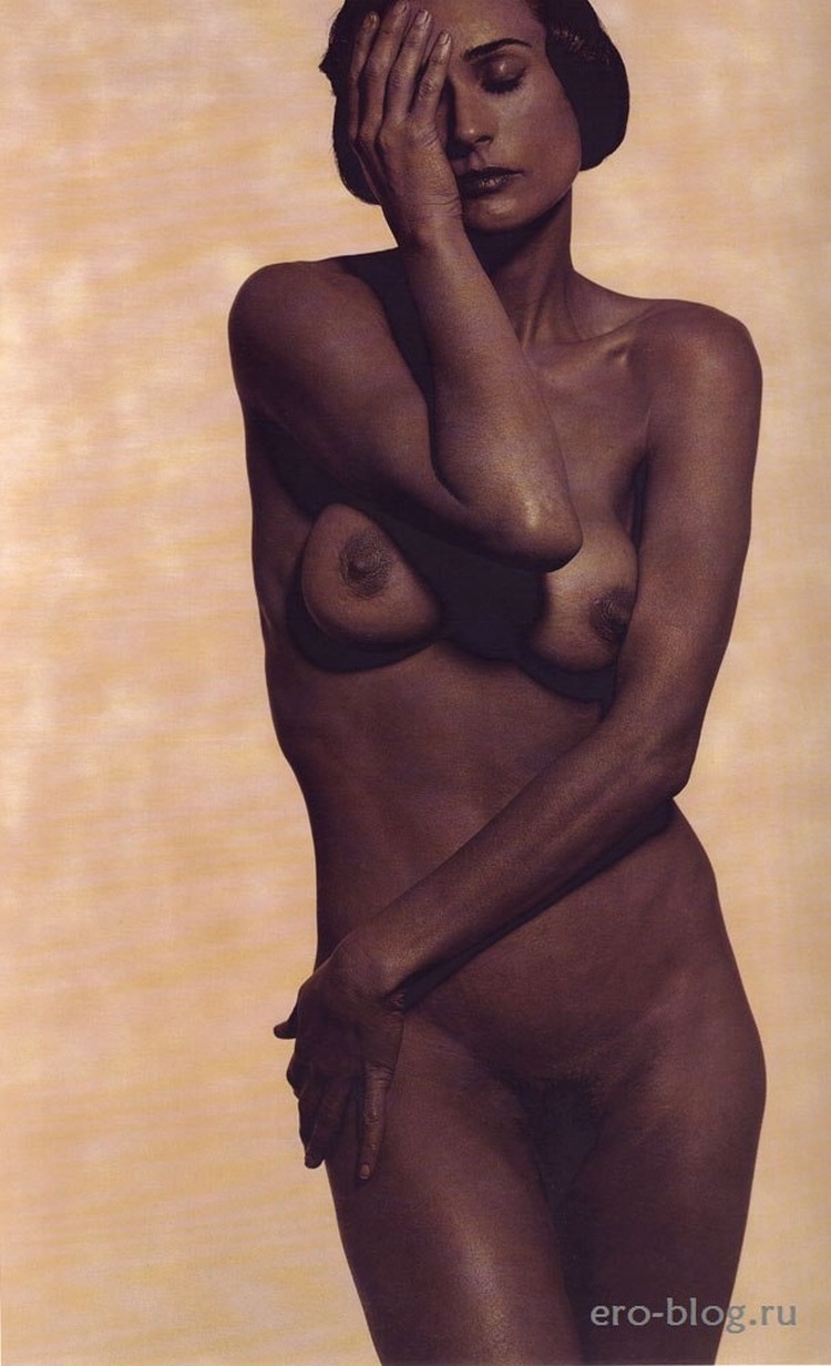 Demi Moore Erotic photos