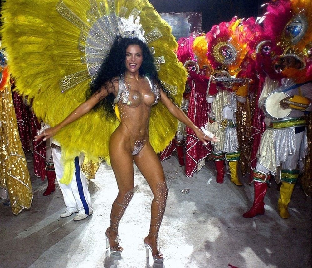 Andrea Martins Brazili Carnival