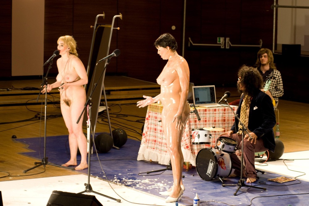 Michaela Shefer on stage naked