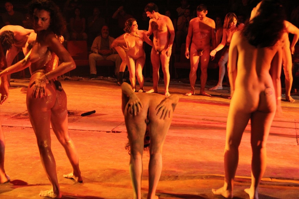 Exposure of actresses on stage