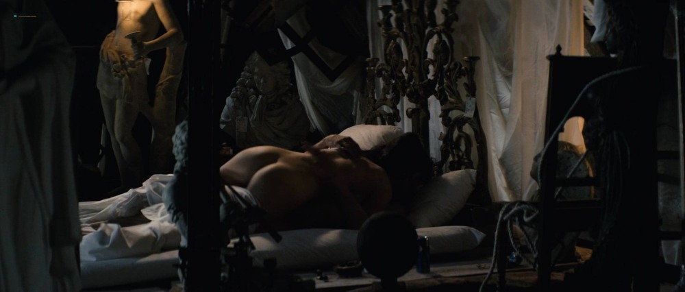 Charlotte Le Bon Tits