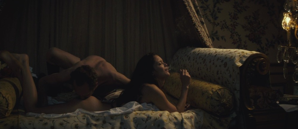 Charlotte Le Bon Tits
