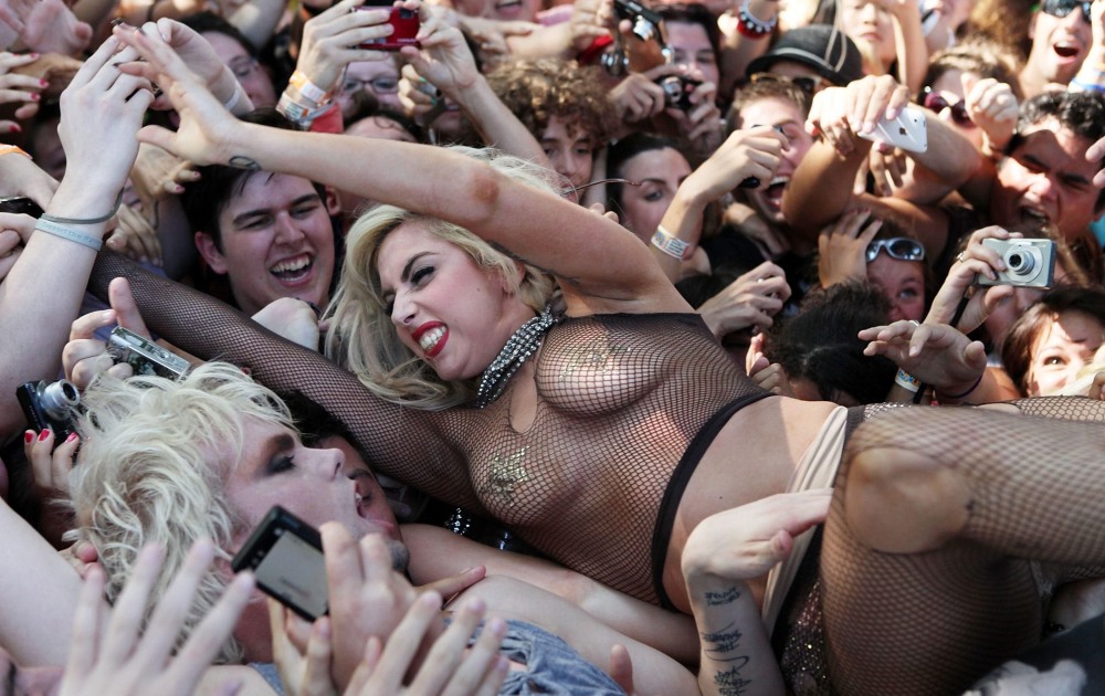 Lady Gaga 18transvesttiporo