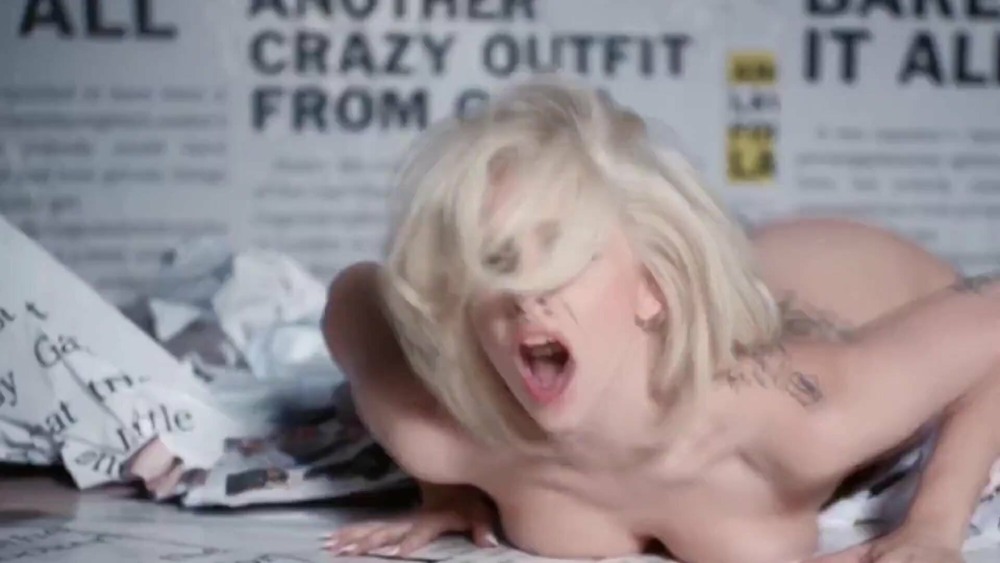 Stefani Jermanotta is naked