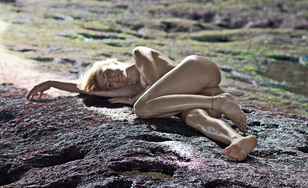 Actress Elena Chernyavskaya nude