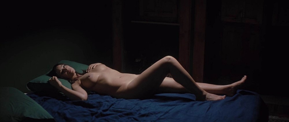 Naked Monica Belluchi in Malena's film