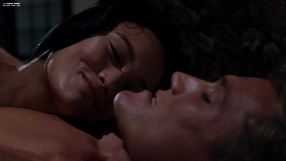 Erotic scenes of Tia Carrera Gifi