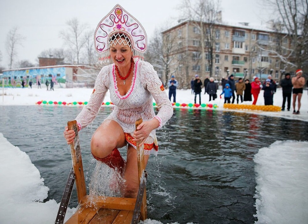 Women's bathing