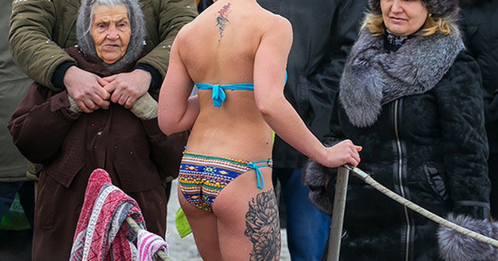 Naked women on baptismal bathing