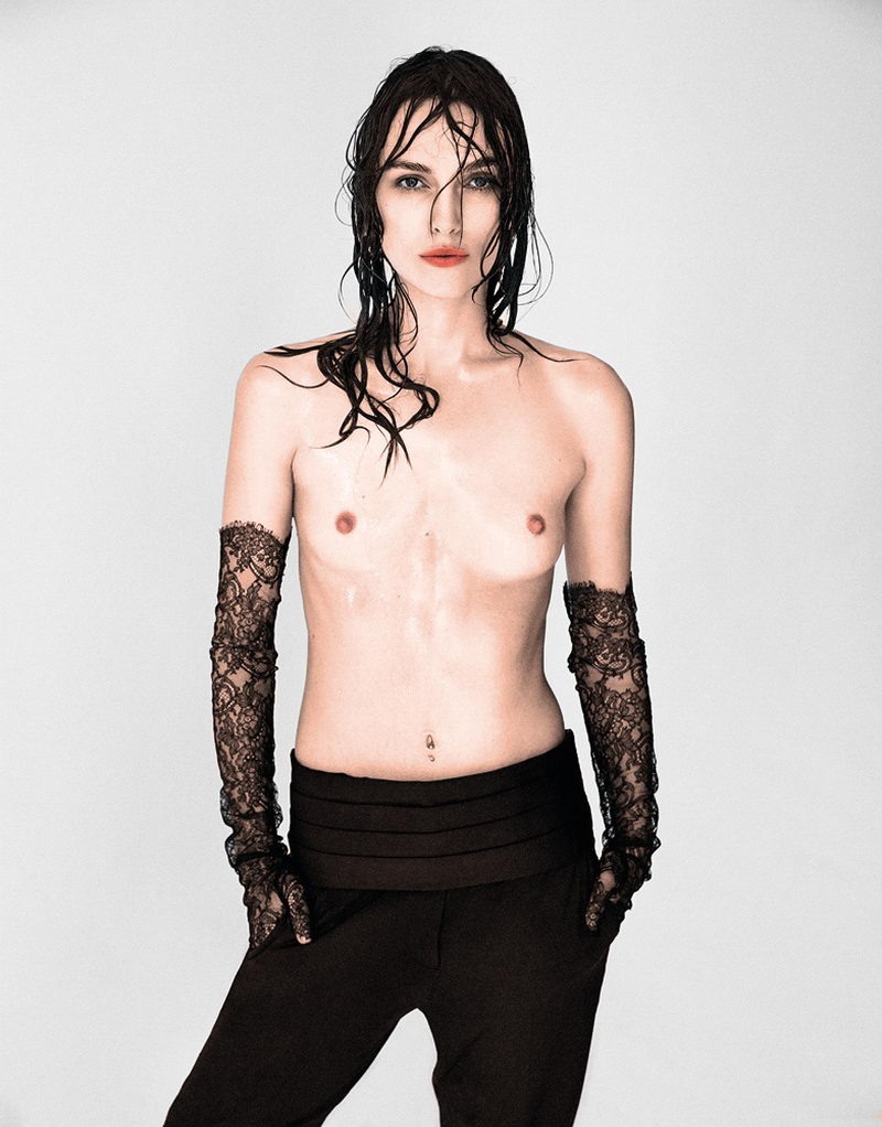 Kira Knightley naked breasts