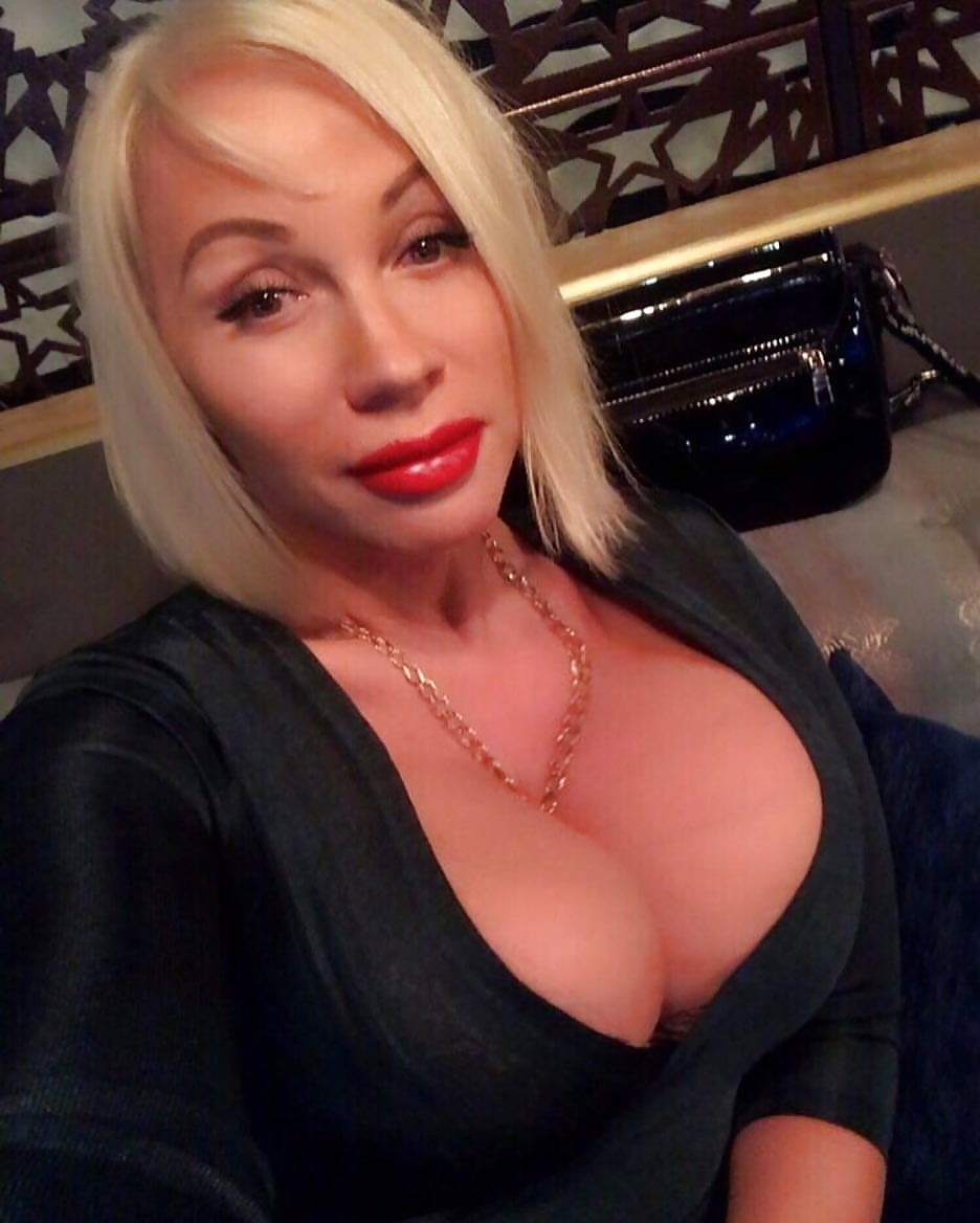 Larisa Turavinin's chest