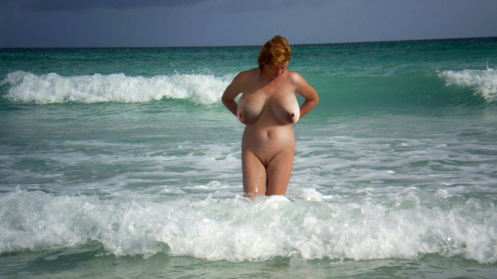Fat naked women on the beach