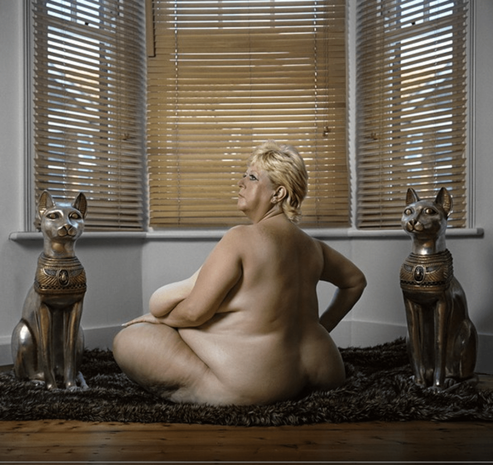 Large naked women aged