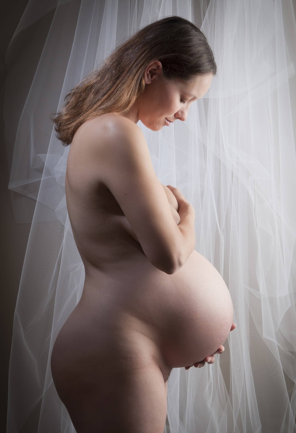 Naked pregnant girls