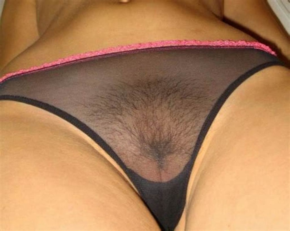 Hairy pubes in shorts