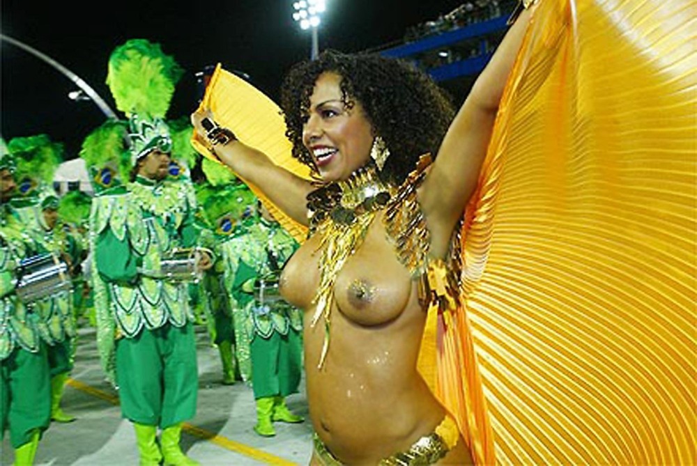 Fuck on the Brazilian carnival