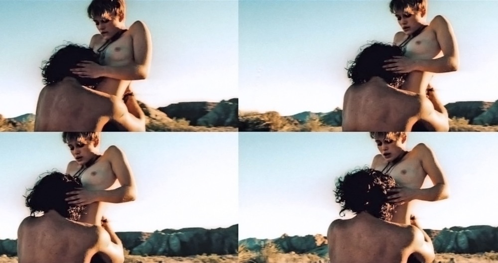 Naked actress Kira Knightley