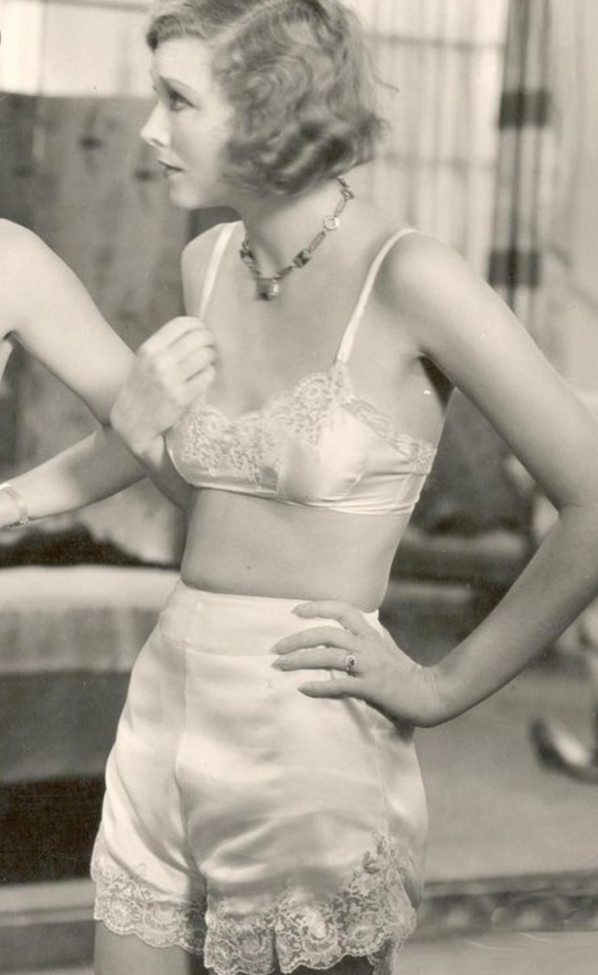 Women in transparent pantalons