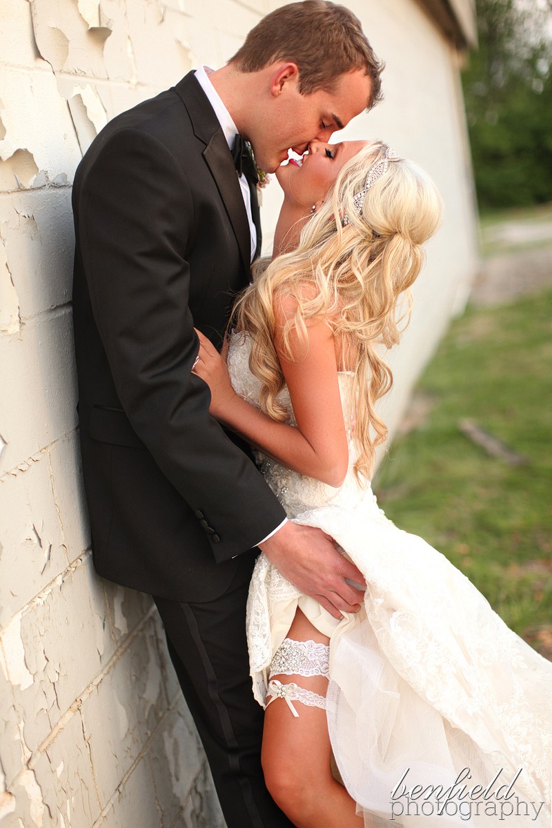 Bride and groom blonde