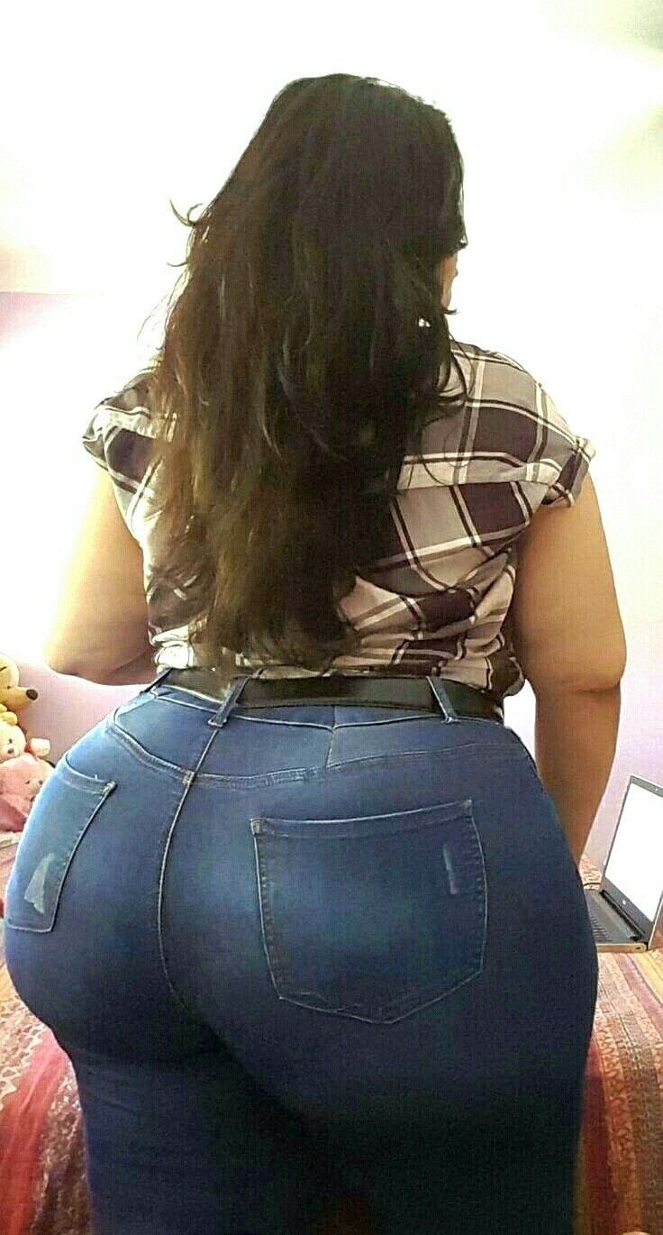 Ashley Alexis in jeans