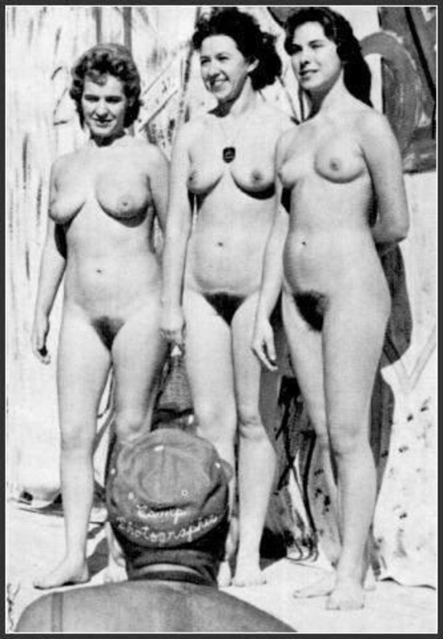 Retro girls nudist