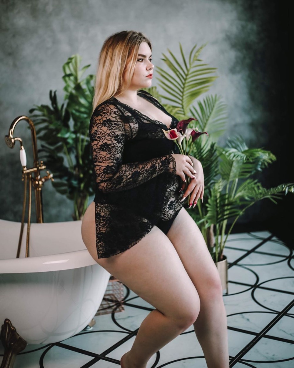 KoftCurvy Anastasia