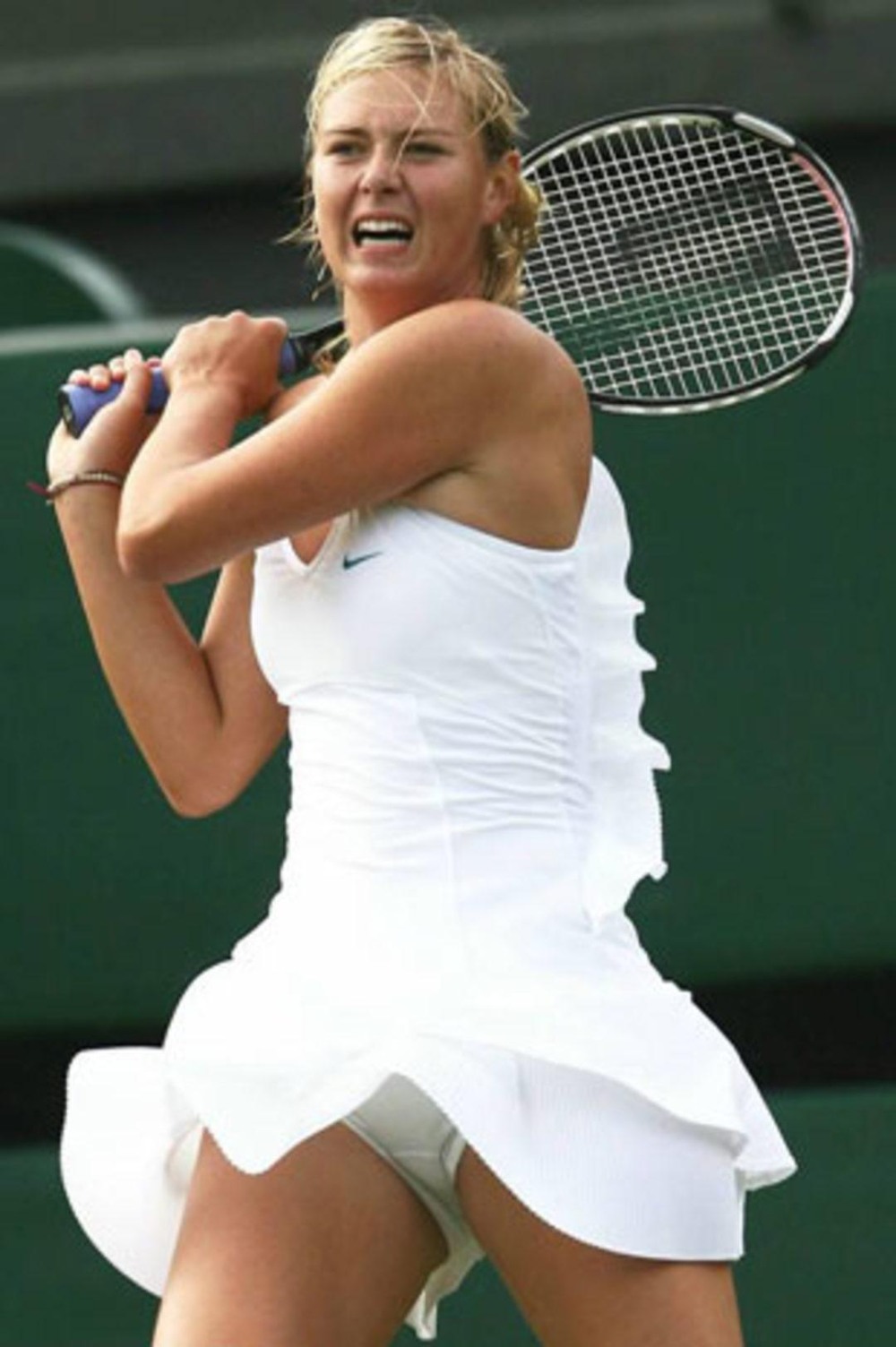 Maria Sharapova lit up