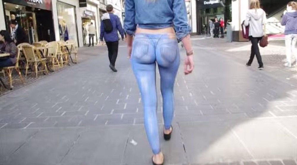 What to draw on jeans