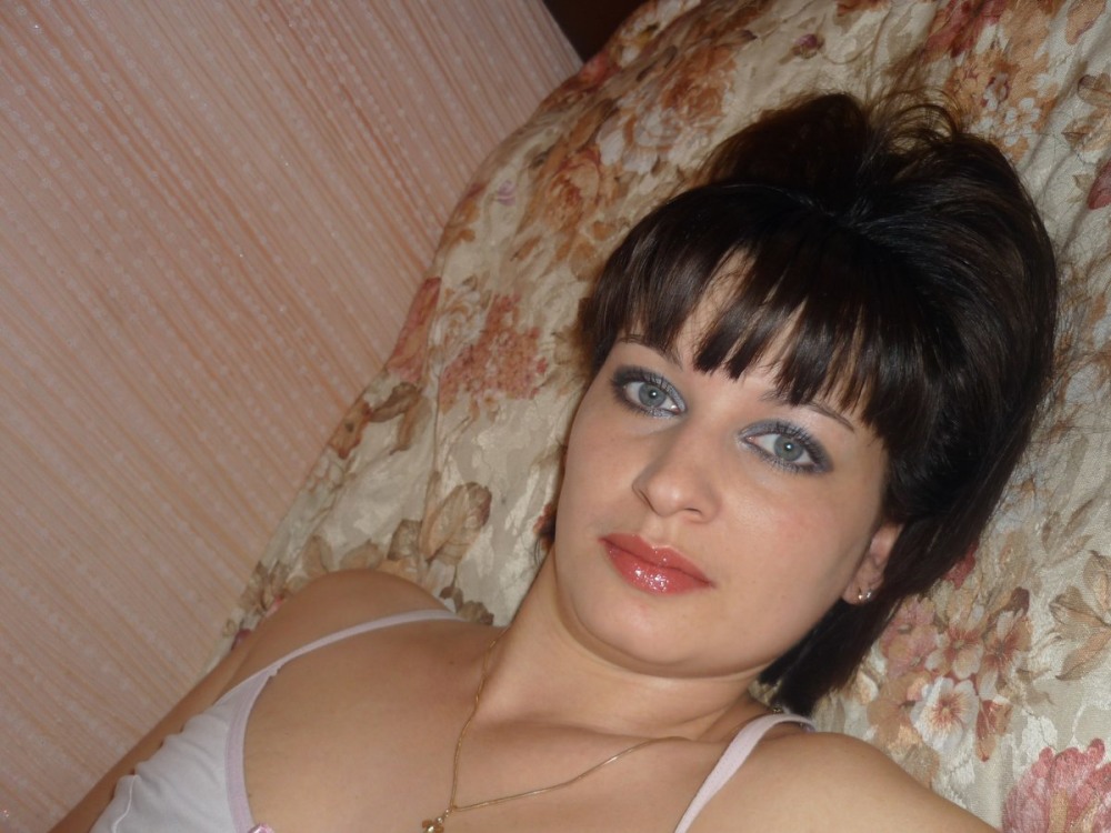 Idle women