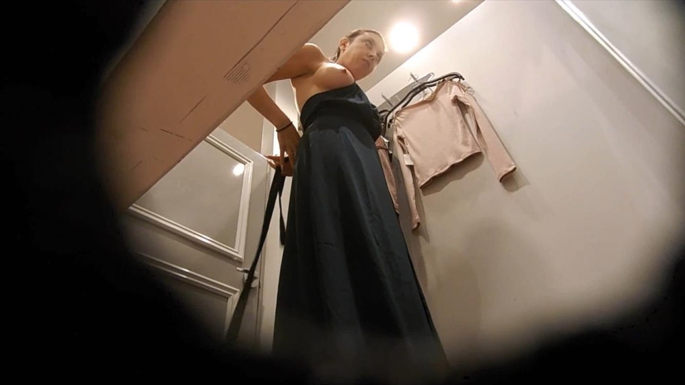 Cameras in women's fitting rooms