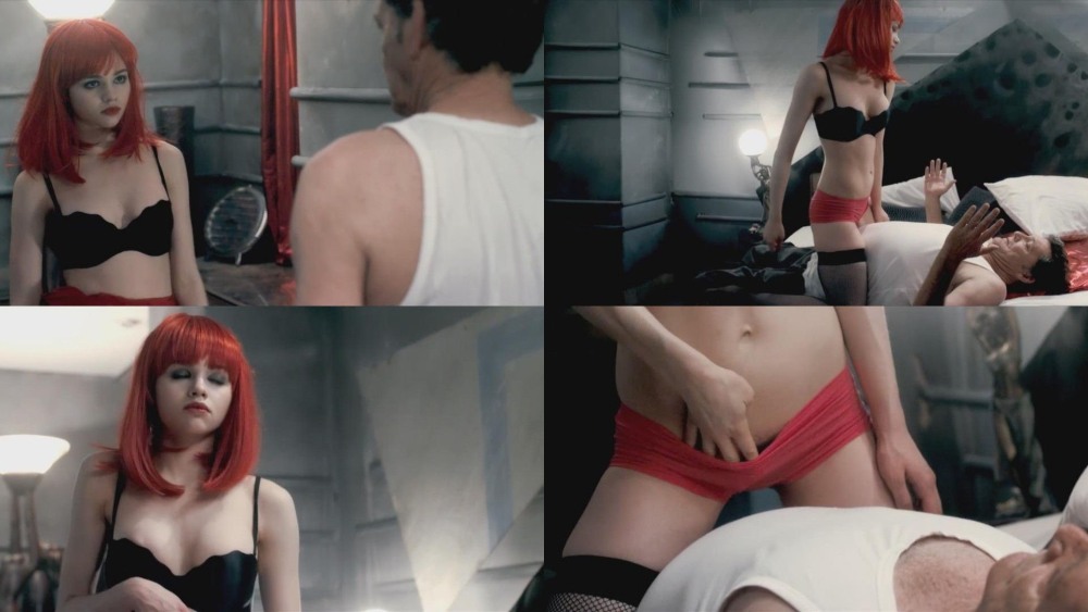 India Ashi naked in the movie Dark Mirror