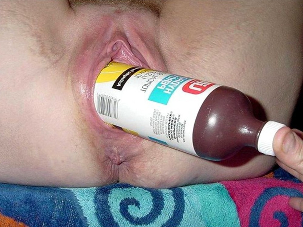 Big bottle in vagina