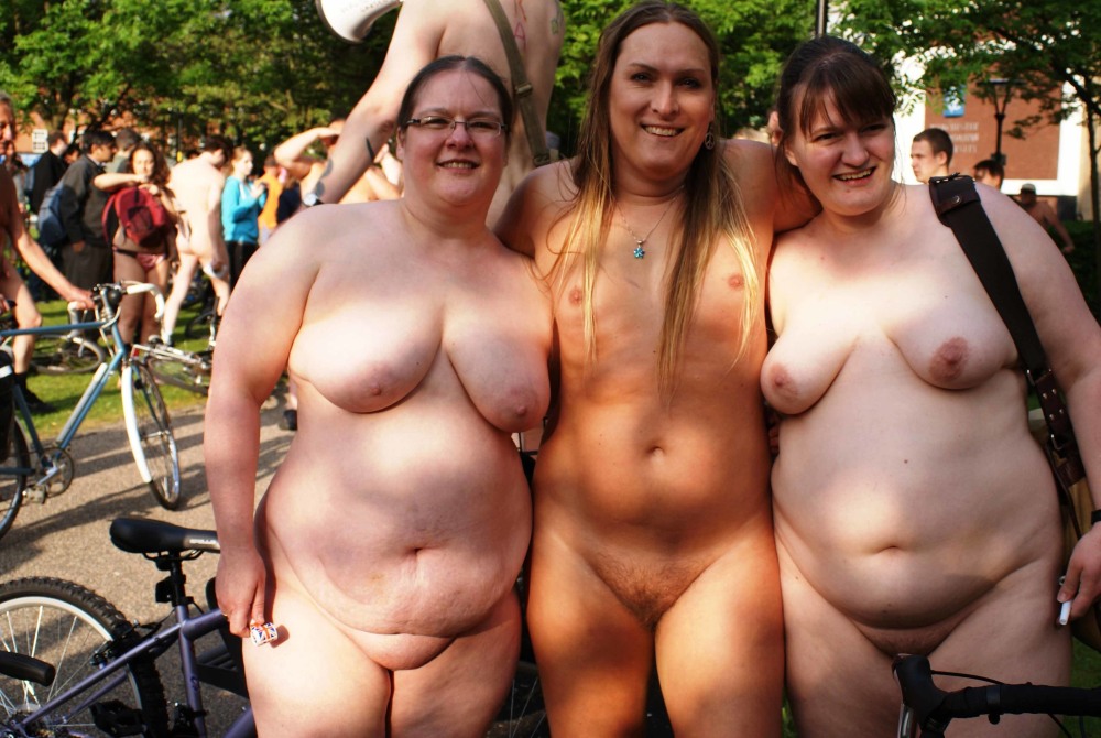 Chubby girls anal