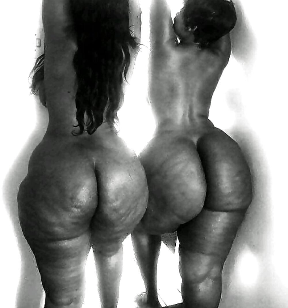 Naked women with wide hips