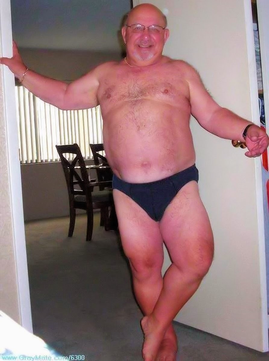 Naked old man with big