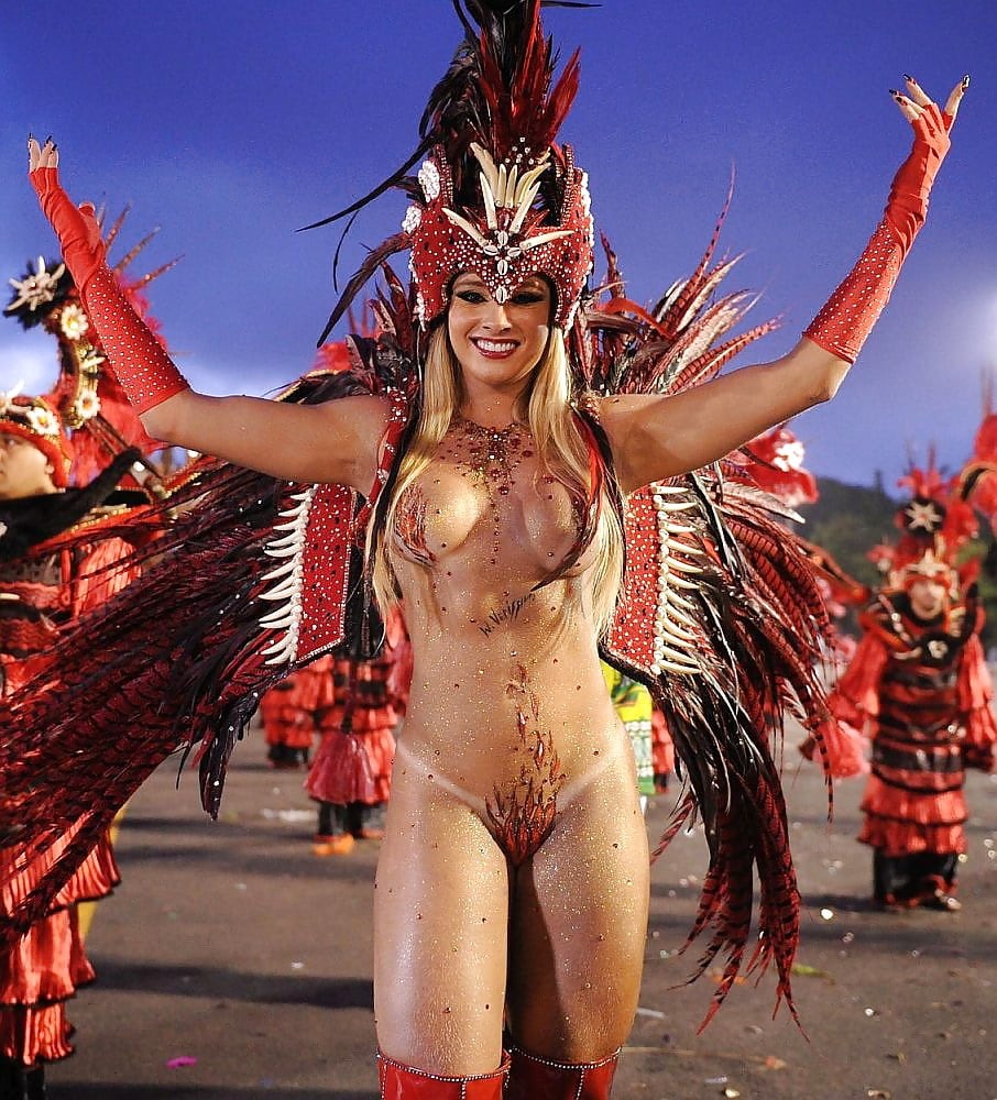 Andrea Martins Brazili Carnival