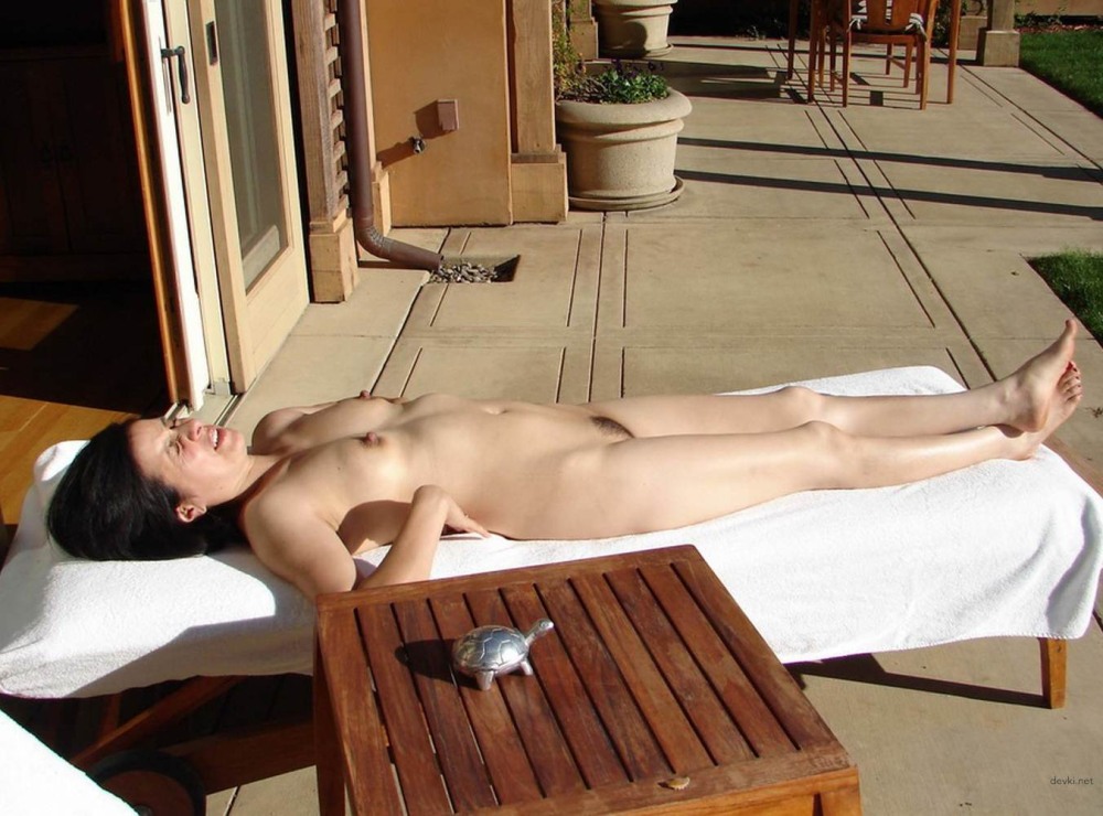 Australian nudists of the SCS