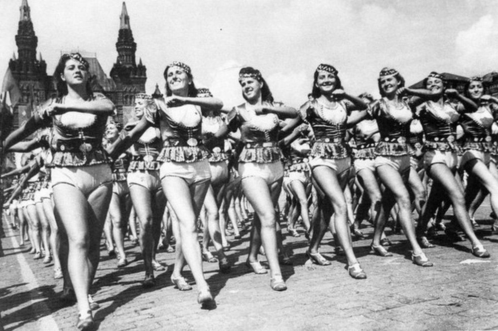 Parade of physical education 1939