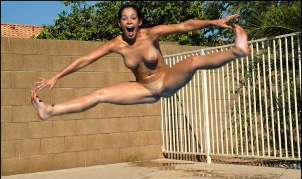 Naked Lina is engaged in gymnastics