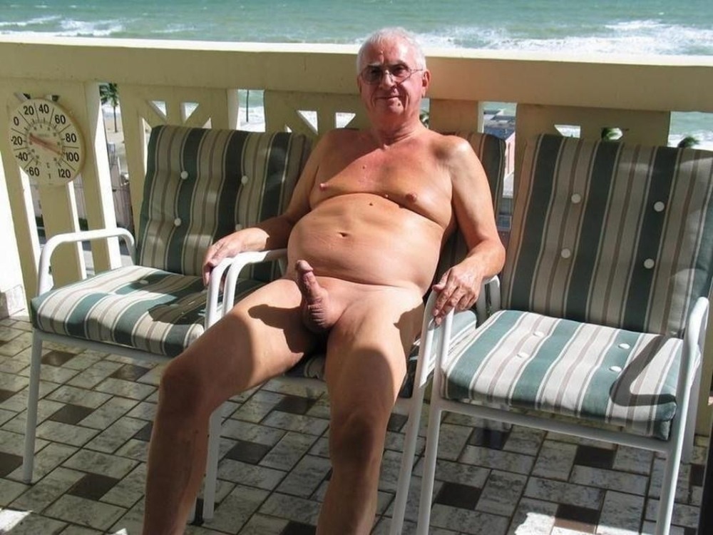Elderly men without panties